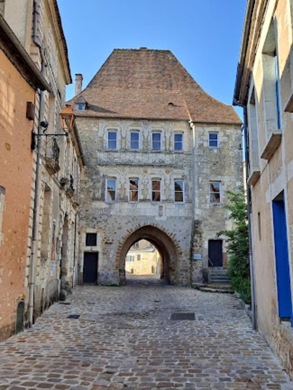 Appartement La Caresse De L'Amarante Mortagne-au-Perche Extérieur photo